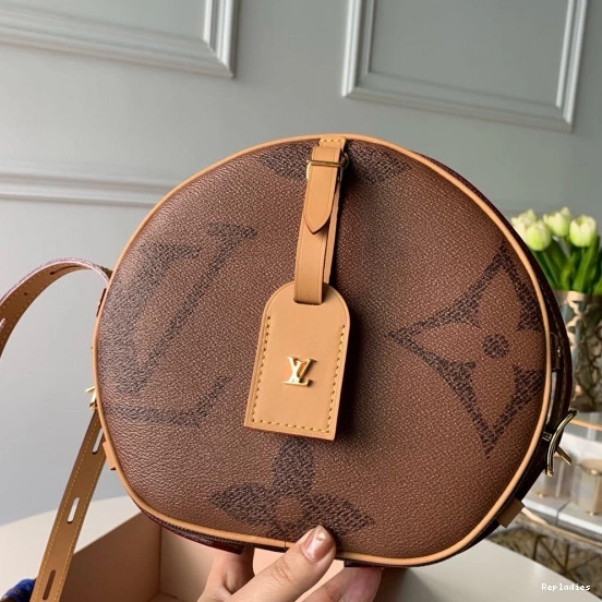 Repladies CHAPEAU BOITE PETITE Louis Vuitton 0812